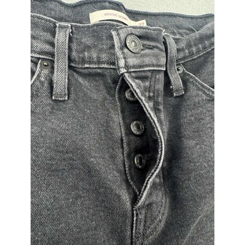 Levis Wedgie Skinny High Rise Black Jeans Raw Hem Button Fly Womens 27 (27x26)